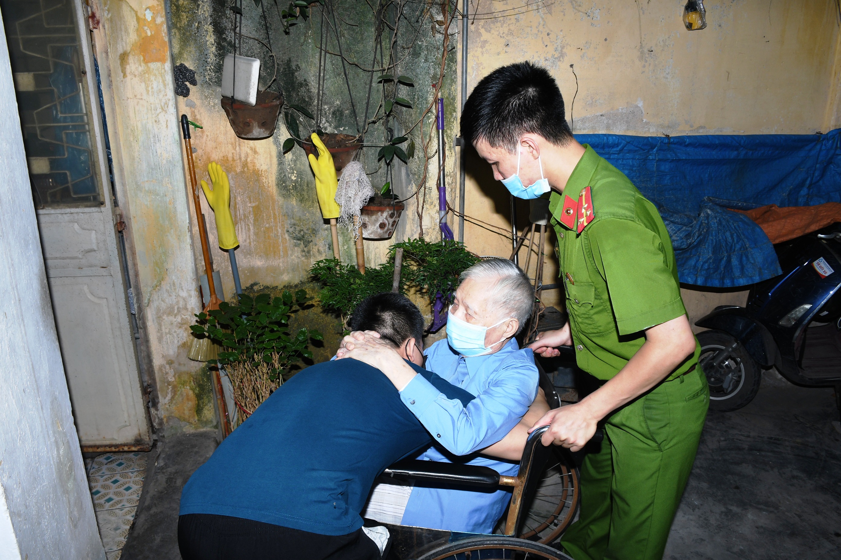 Khối Công an quận tăng cường công tác xây dựng Đảng